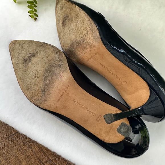 Manolo Blahnik Blue Navy Patent Pumps size 39.5 / US 8.5 - 9 - Picture 4 of 4